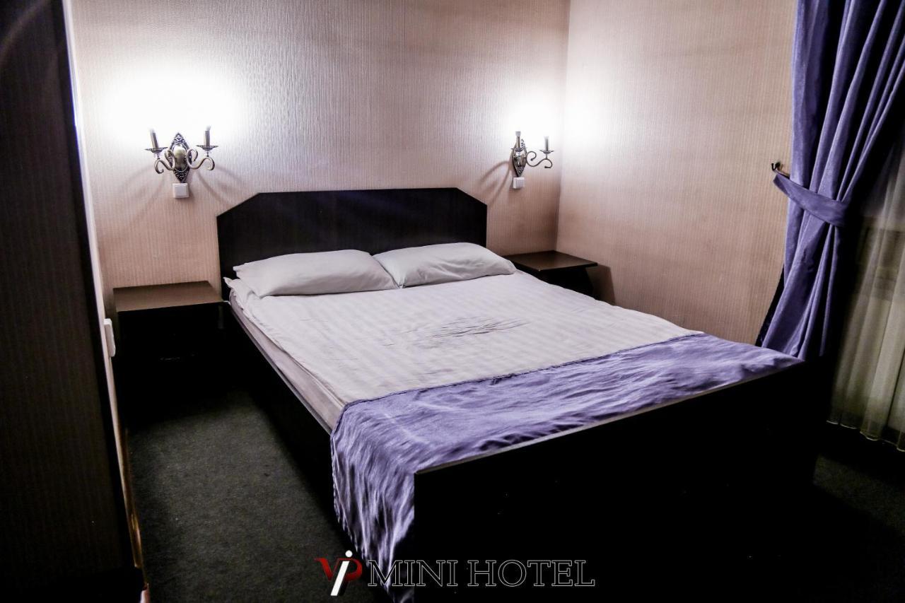 סמיי Vip Mini Hotel מראה חיצוני תמונה