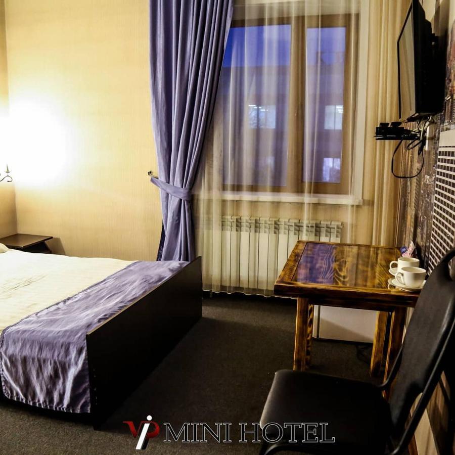 סמיי Vip Mini Hotel מראה חיצוני תמונה