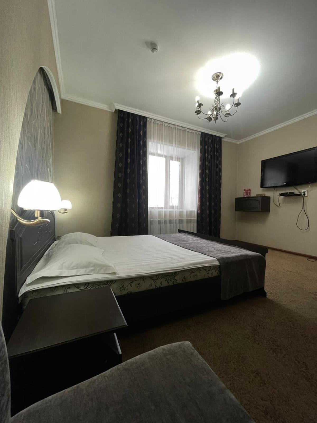 סמיי Vip Mini Hotel מראה חיצוני תמונה
