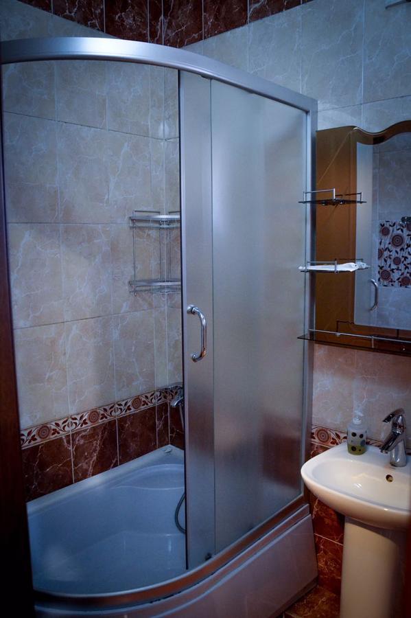 סמיי Vip Mini Hotel מראה חיצוני תמונה