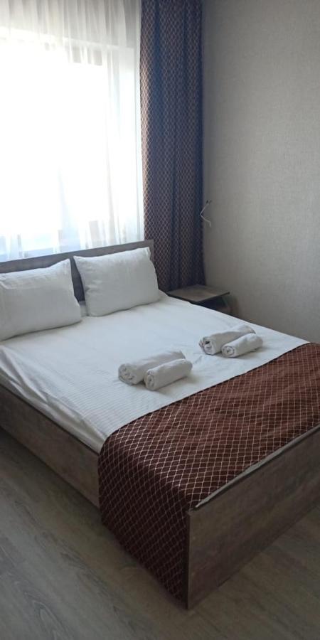 סמיי Vip Mini Hotel מראה חיצוני תמונה